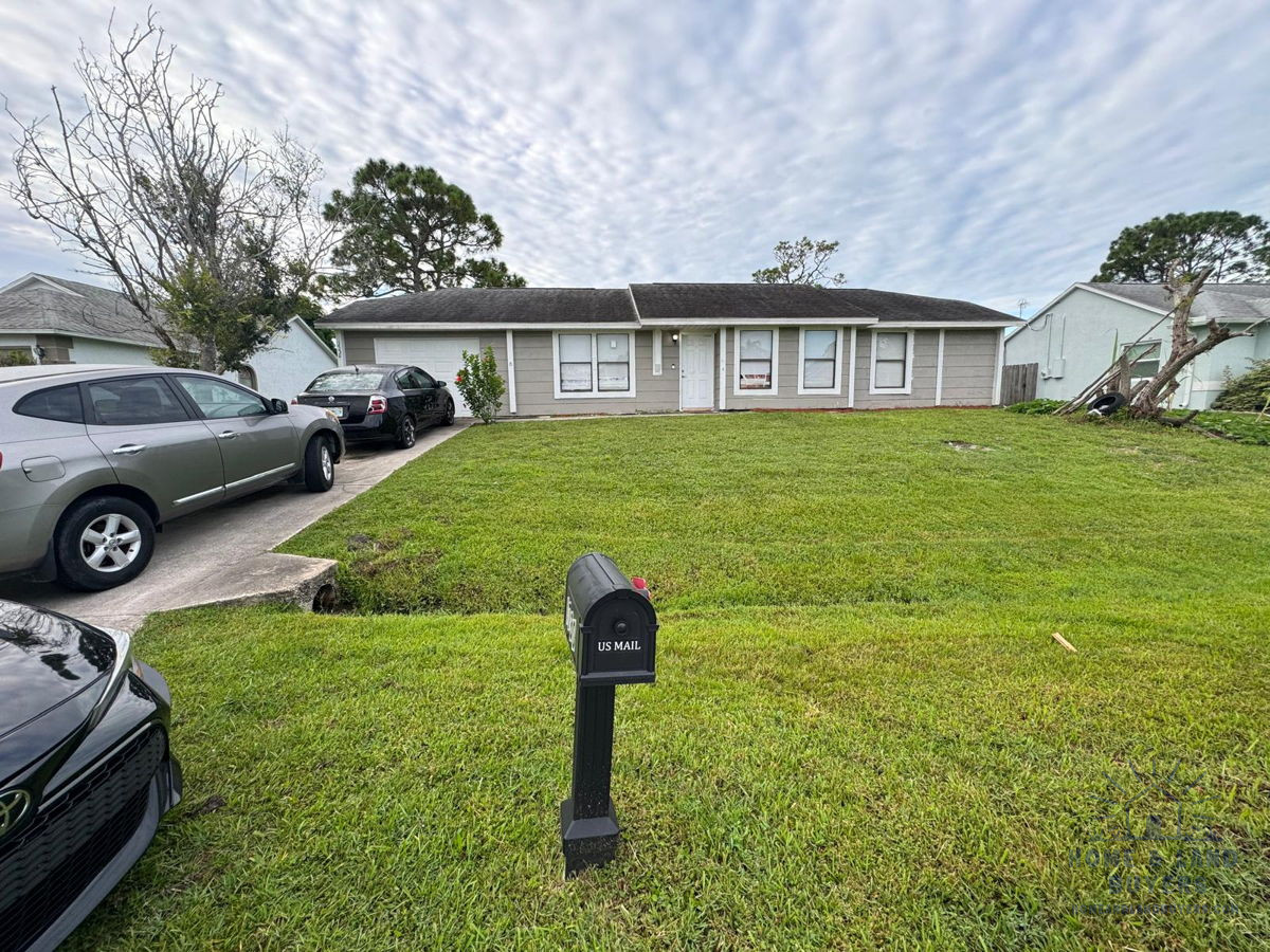 Palm Bay, FL 🔥🚨 Wood Frame Flip 🔥🚨 32907
