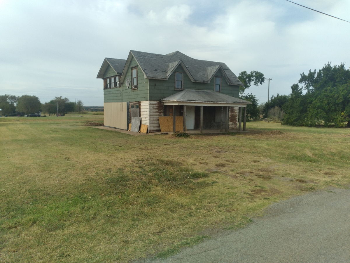 ( Bessie, OK ) 🧰🏡🔥Bessie Fixer Upper!!🔥🏡🧰