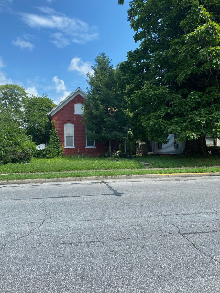SF Brick Home in Terre Haute W/ 2 extra lots