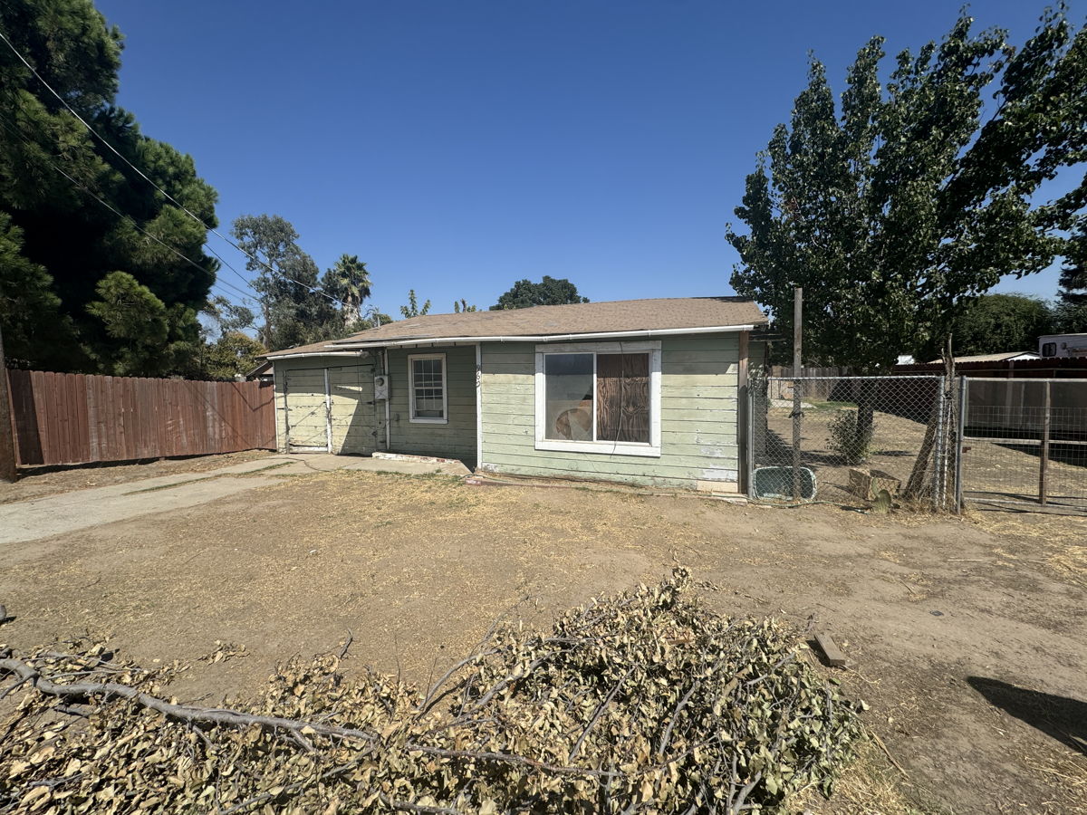 2 Houses One lot, Vacant Fixer in Hickman CA 🏠🛠️✅