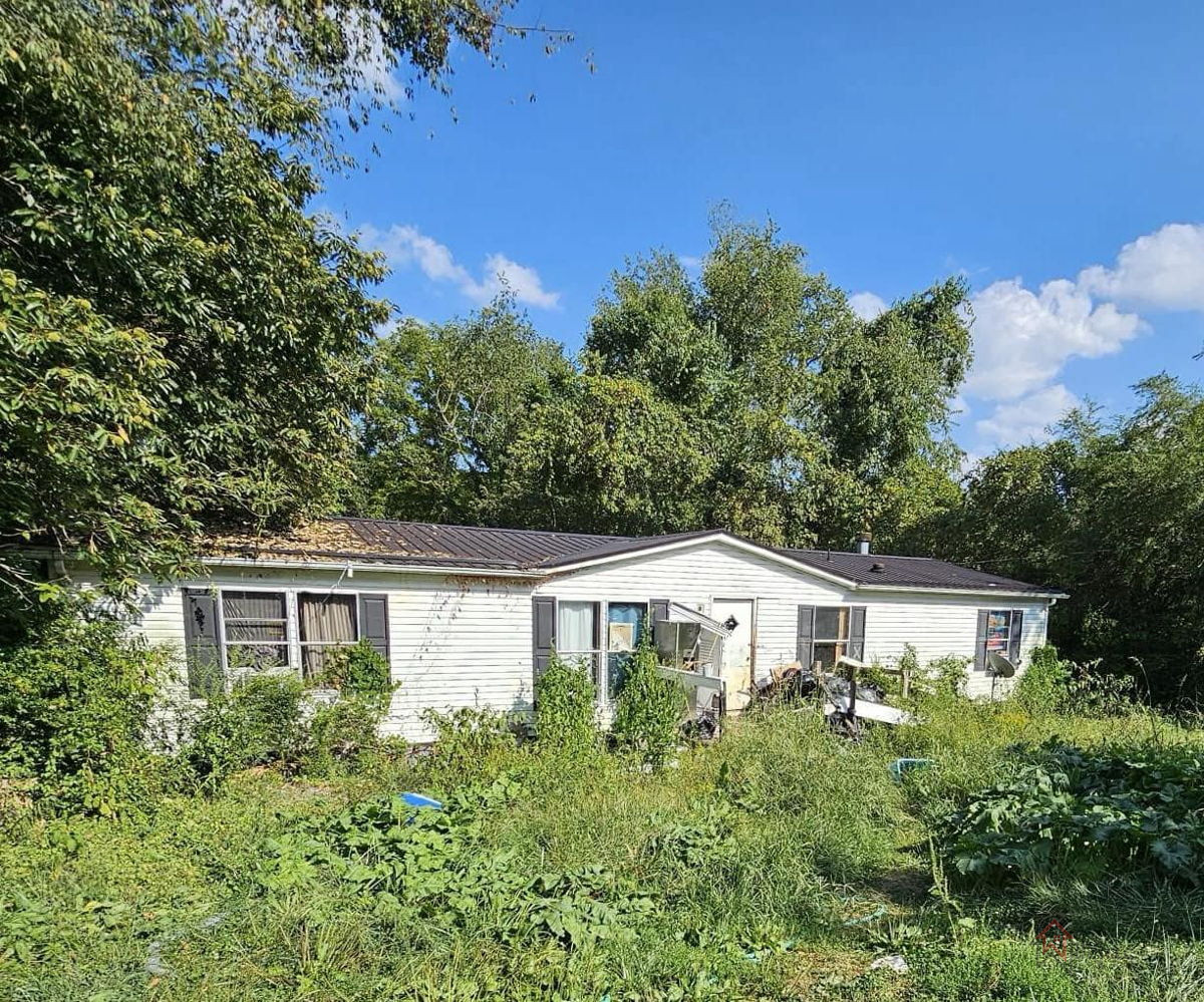 4 Bed / 2 Bath Doublewide Mobile Home + 0.87 acres
