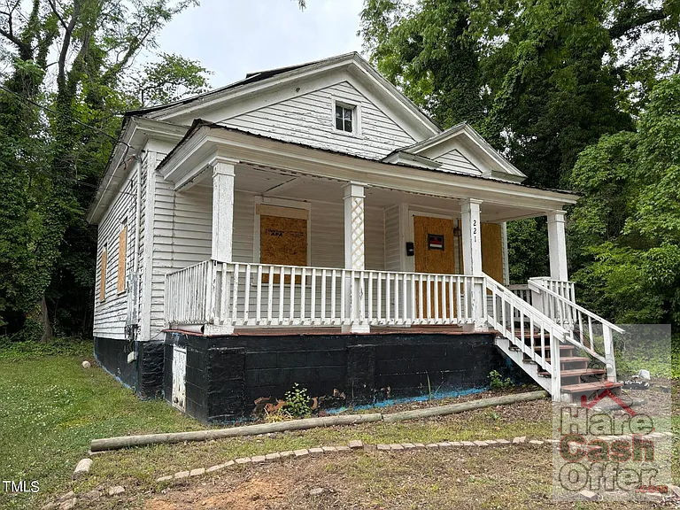 🏡 Charming Single-Family Home in Raleigh! 🏡