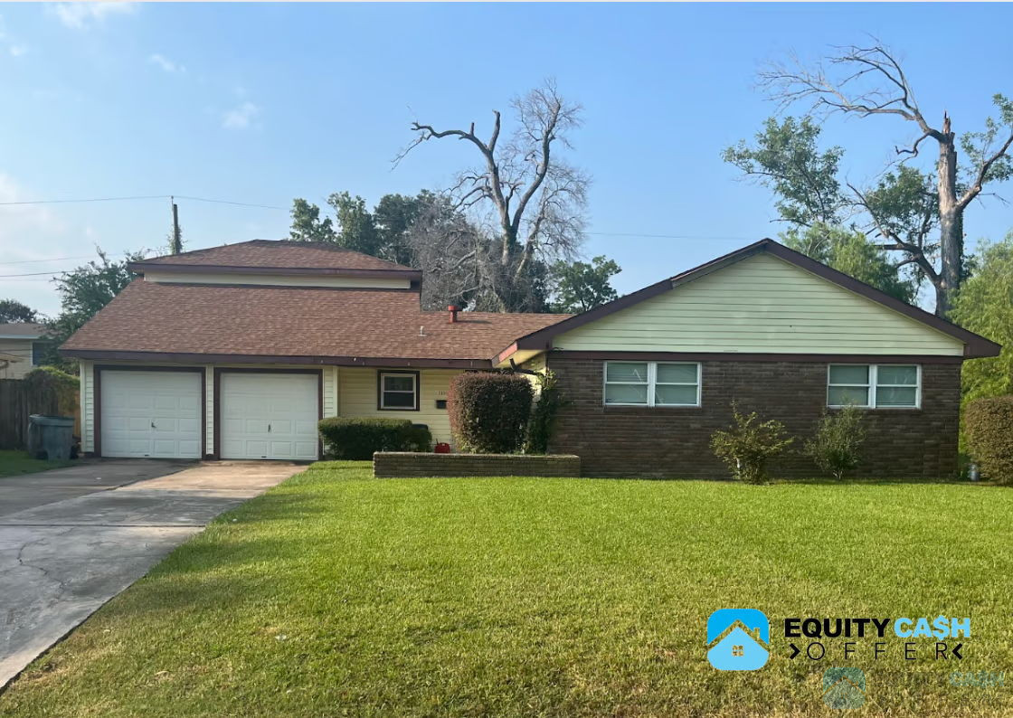 💥Flip or Rental Opportunity | 4/3 Home | Asking $208k! 💥