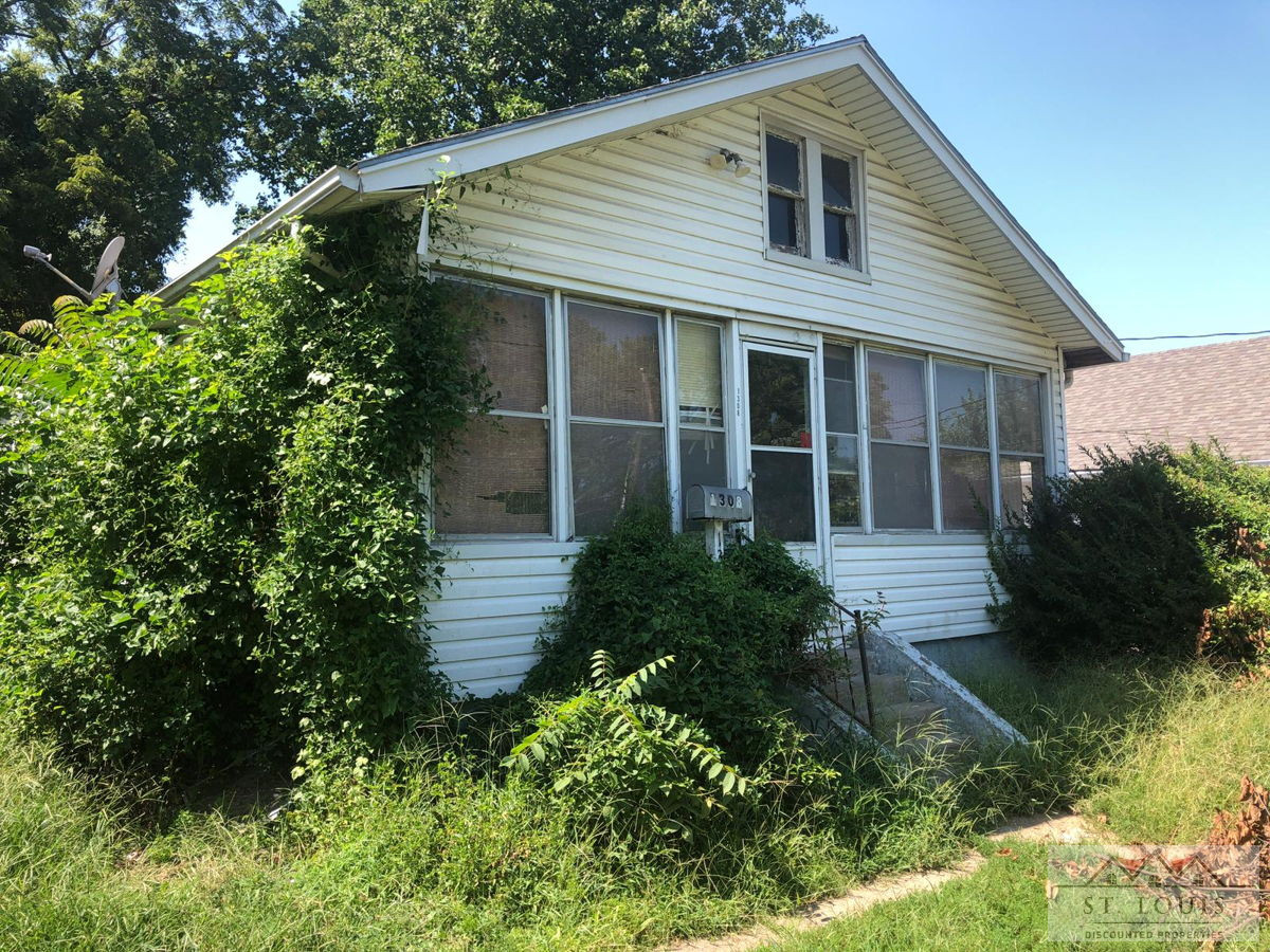 ⭐1308 S Northern Blvd, Independence, MO 64052