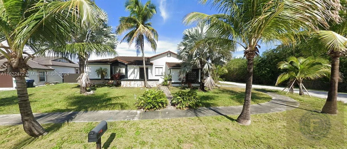 GREAT FIX AND FLIP OR BUY AND HOLD IN CUTLER BAY FL 33189