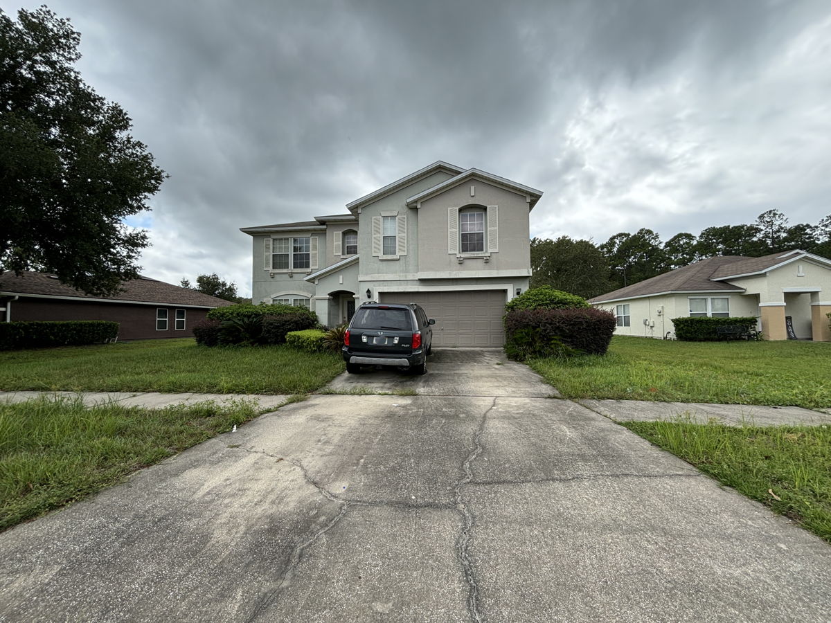 (Jacksonville, FL) 3/2.5 Spacious Fix&Flip in Jacksonville Farms-Terrace!
