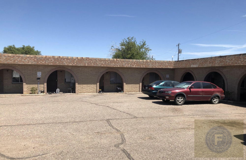 GREAT FIX AND FLIP OR BUY AND HOLD IN ELOY AZ 85131