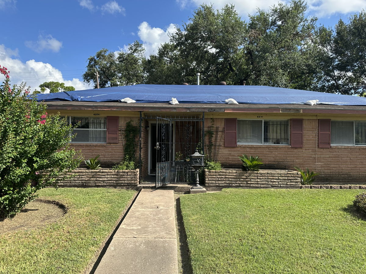 HOUSTON BUYERS! Great Rental or Flip