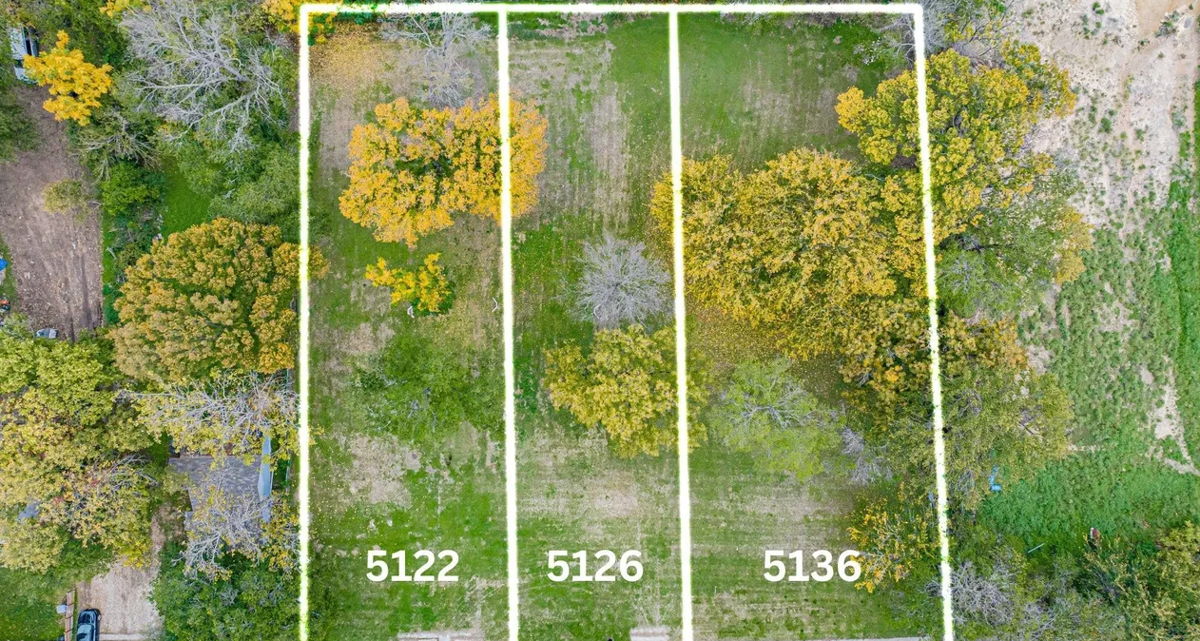 *Off-Market* 3 adjacent lots in Dallas!!!!