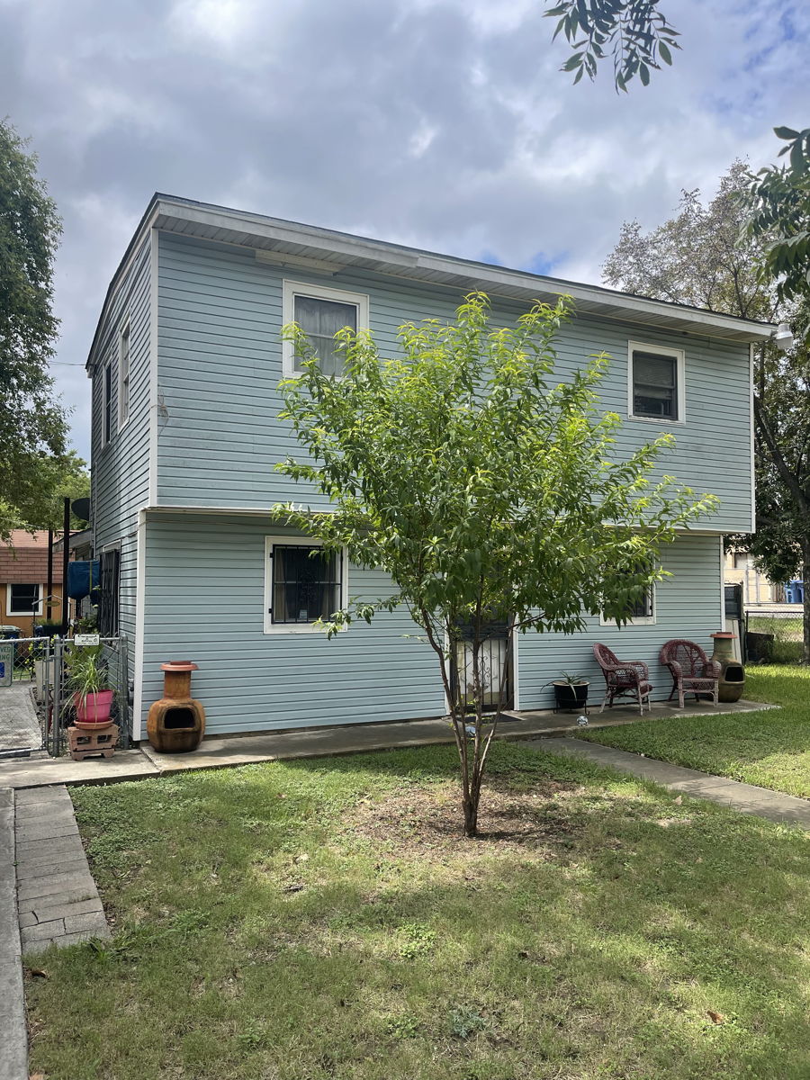 📍SAN ANTONIO📍🔥SFH 3BED 1FULL 1 HALF BATH 🔥PRIME LOCATION Click for more↓↓↓↓