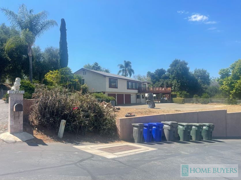 Off Market SFR Pool Fixer - Escondido - Large Lot