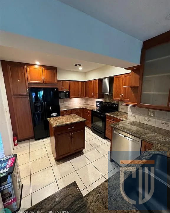 🌴Million Dollar Block Flip in Miami Over $300k in Equity! @$715k ARV $1.05M💥