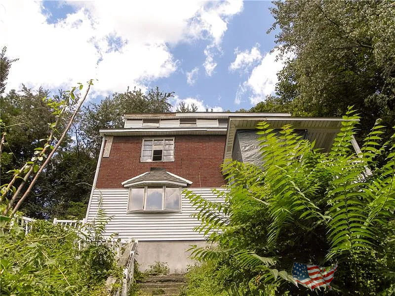 (Kensington, PA) 🏠 OFF MARKET And CHEAP! 🎉