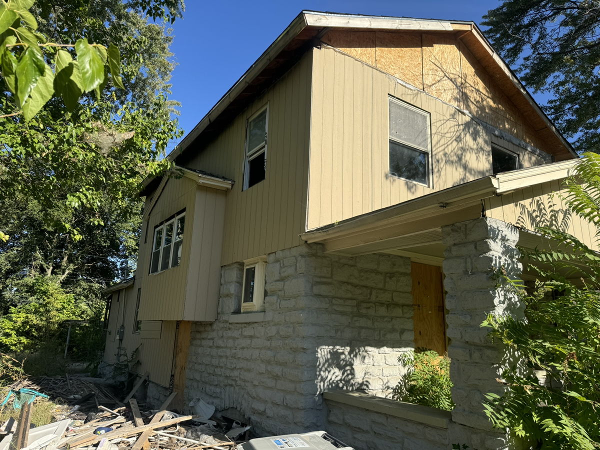 🧨🛠KCMO FIX and FLIP 4/1 1,862 sqft. Big margin🛠🧨