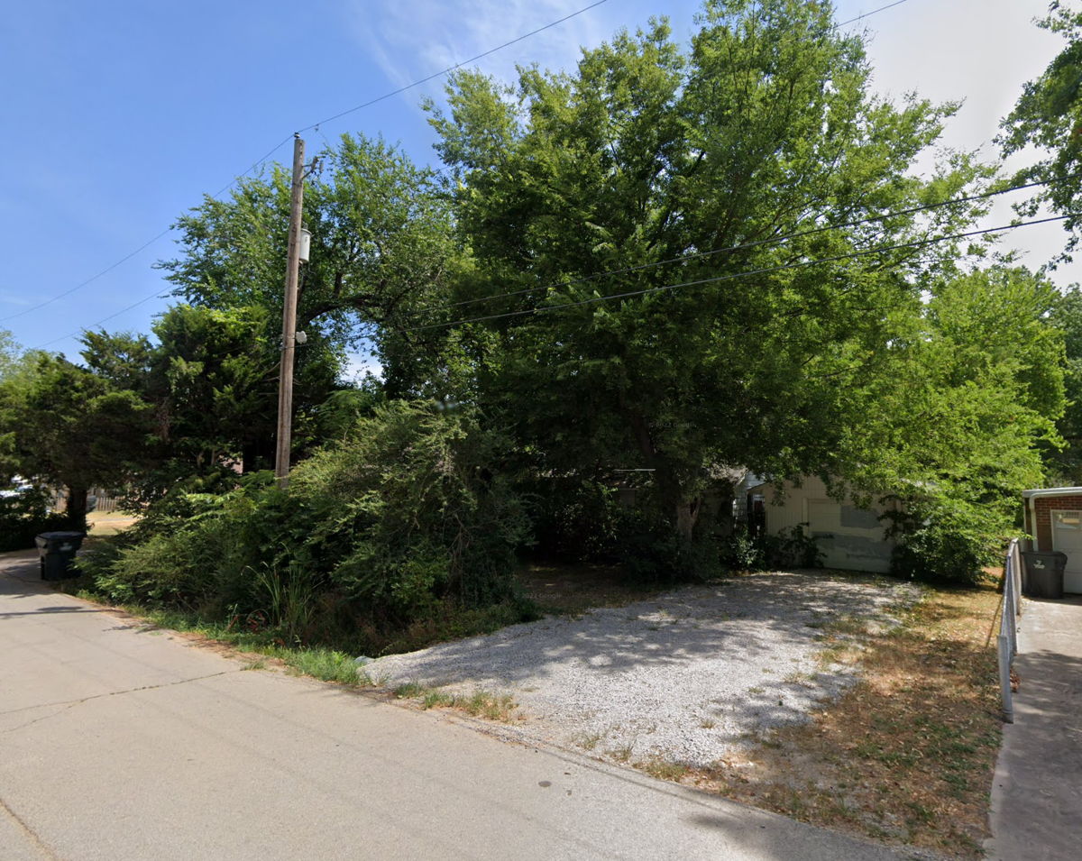 Collinsville, OK 74021 🏚️💥 | $19,999 Fixer-Upper with Huge Potential!
