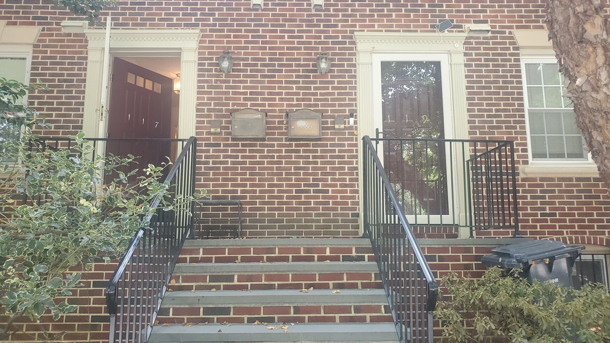 🏡 (Falls Church, VA)🏡 2/2.5 Townhouse FIX-N-FLIP/ Buy & Hold Opportunity!! 😱