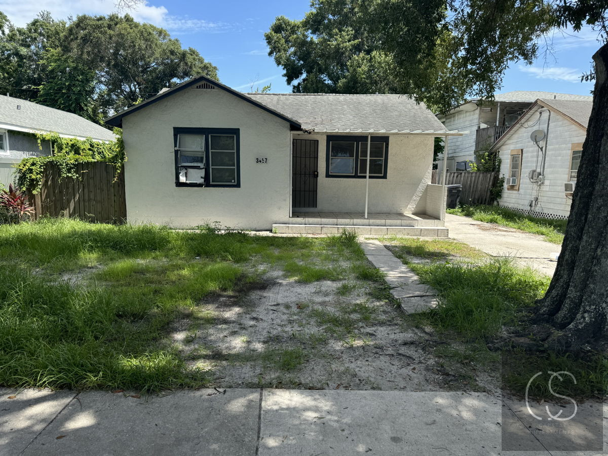 St. Petersburg FL- Charming 2/2 Fixer-Upper in Central, Up-and-Coming Neighborhood