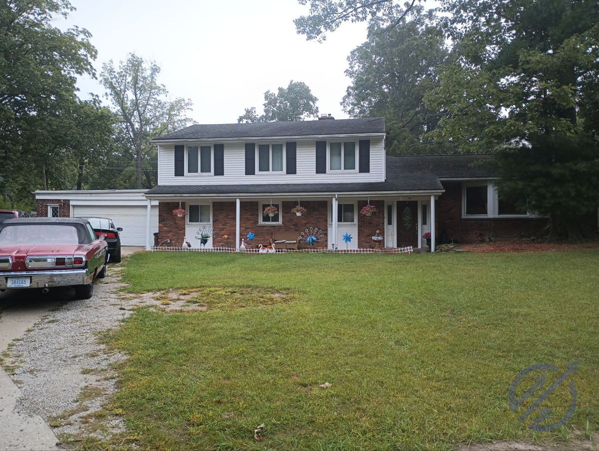 🏡 Spacious Island Living Gem 🌊 | 📍 Grosse Ile Township, MI 48138 | See Photos Inside! 📷