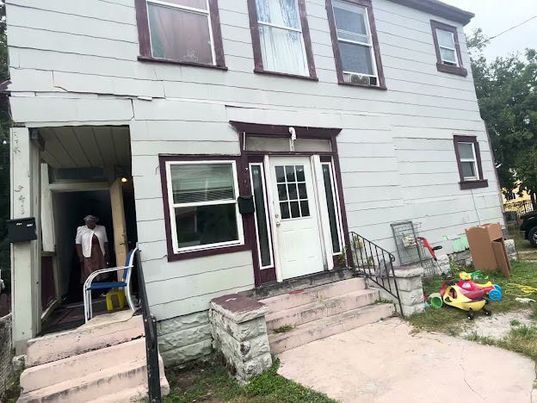 🏡 Huge Jacksonville Duplex Deal! 4 Beds, 2 Baths for Only 205K! 💥