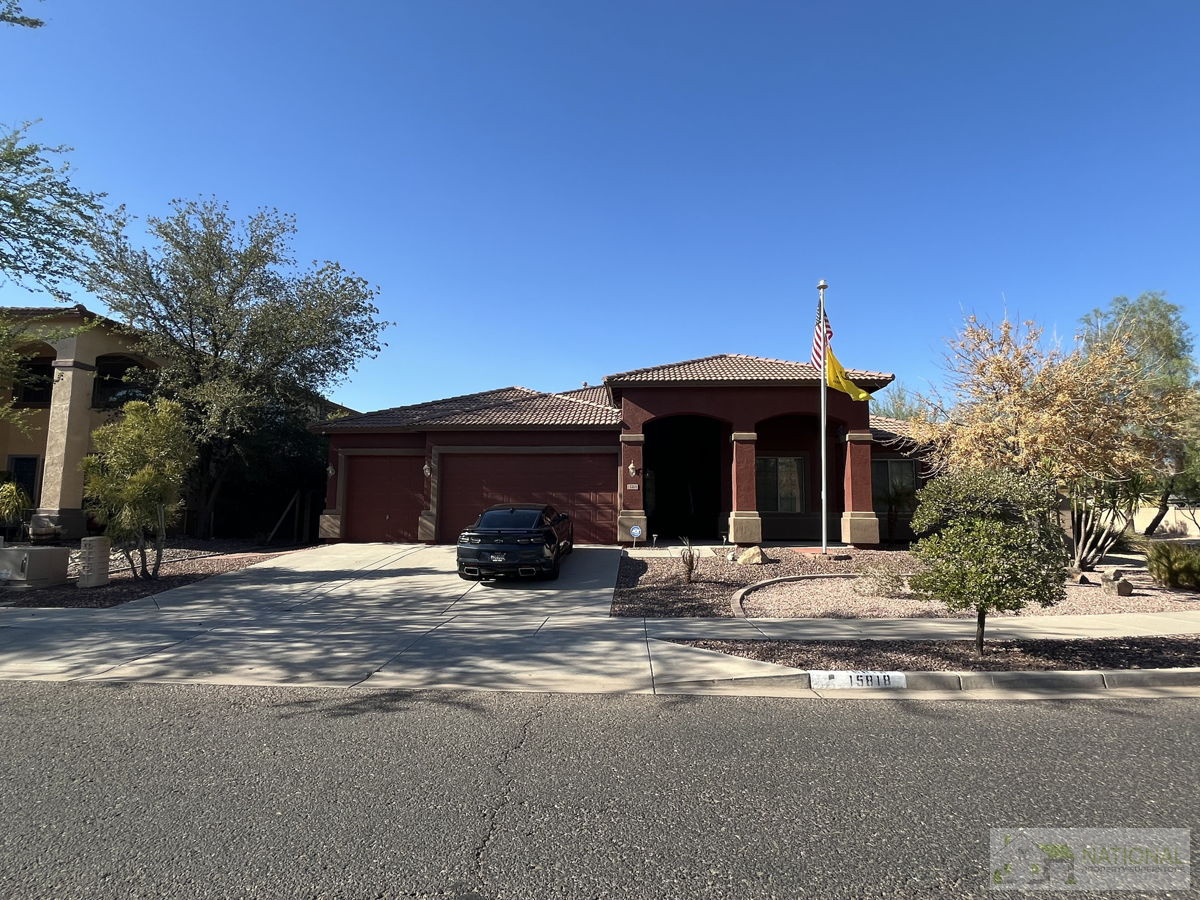 15818 W Mercer Ln, Surprise, AZ 85379