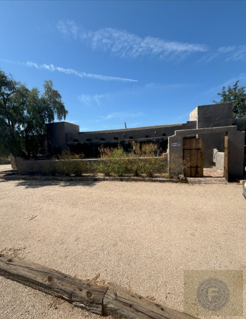 GREAT FIX AND FLIP OR BUY AND HOLD IN SCOTTSDALE AZ 85255