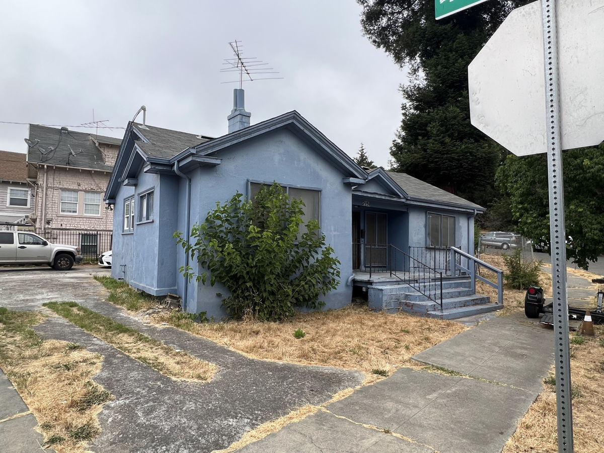 3 Bed 1 Bath Fix and Flip!