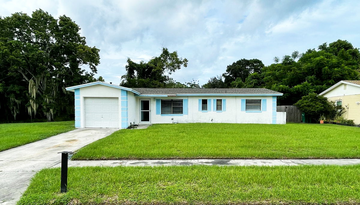 32754 🔥 Investor Special in Mims! Split Layout & Major Upgrades