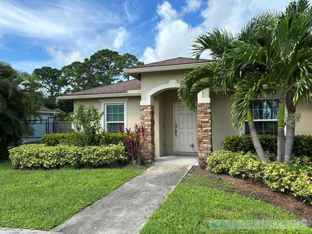 Hot Deal Alert! 😱🔔  Hidden Gem in Port St. Lucie🤩💎💰