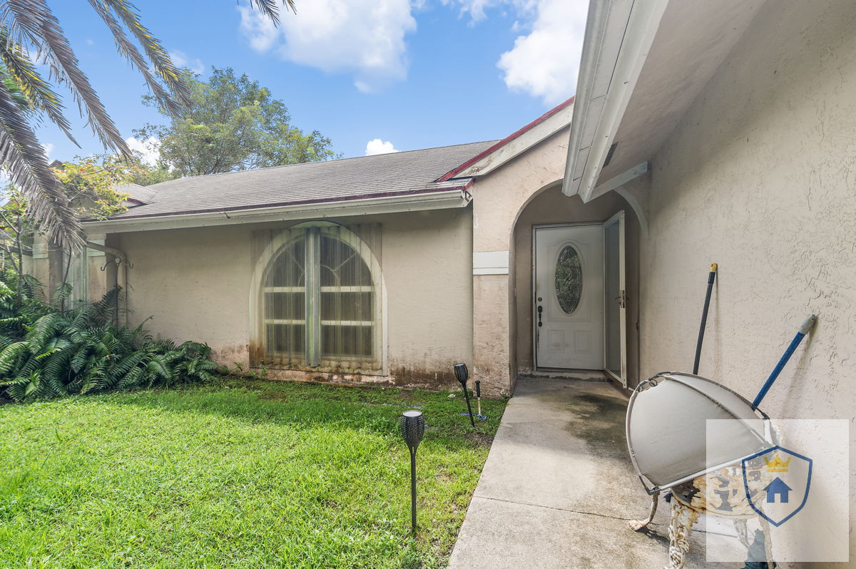 WEST PALM BEACH FIX AND FLIP 200K SPREAD!!!