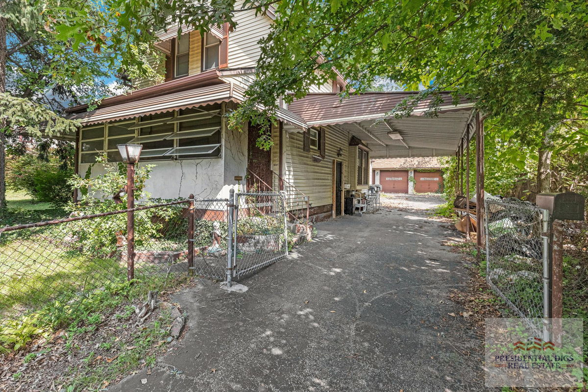 (Cleveland, OH) 🏠🛠💰 Investor's Dream! Fix & Flip Opportunity! 💰🛠🏠