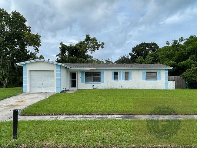 GREAT FIX AND FLIP OR BUY AND HOLD IN  MIMS FL 32754