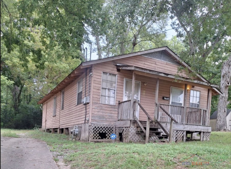 🪵CASH FLOW KING!! Off-Market Duplex in Vicksburg, MS 🌳