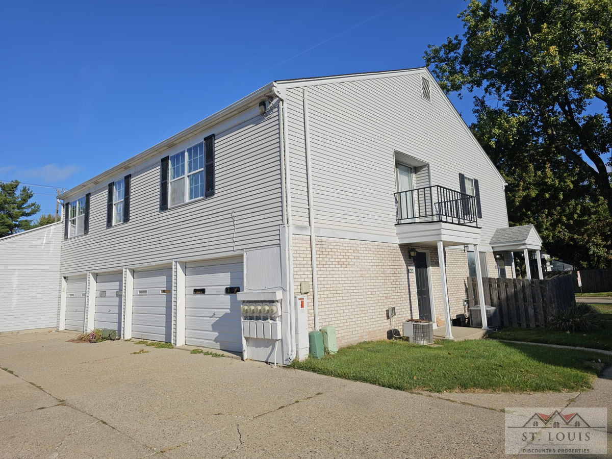 ⭐ 24634 Meadow Ln #1, Harrison Twp, MI 48045