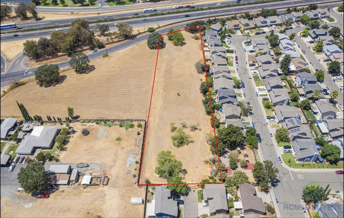 DEVELOPMENT OPPORTUNITY IN GALT, CA - ZONED HIGHWAY COMMERCIAL