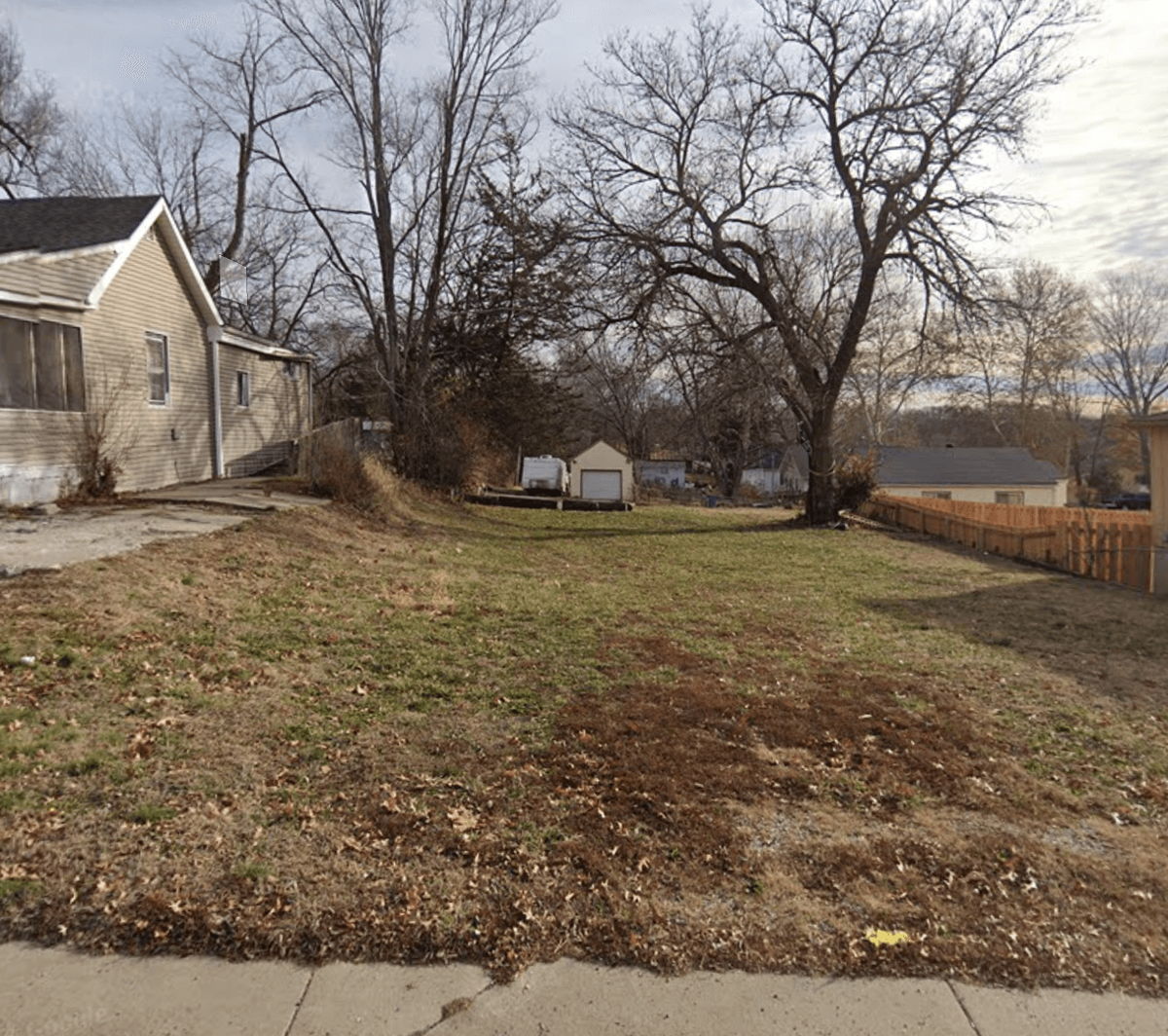 👀 Prime 0.12-Acre Lot in Leavenworth, KS 🌟