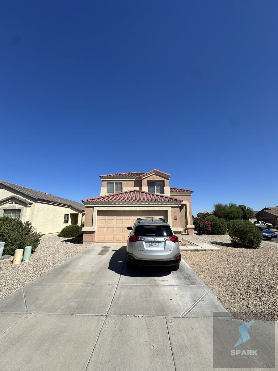 🔥🔥 Hot Investment Opportunity in San Tan Valley! ✨ 🏡