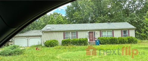 👀SUBJECT-TO💸 Low Entry Flip 🛠️ 2003 Build🏘️1 Acre Lot💎BENTON HARBOR ⛵