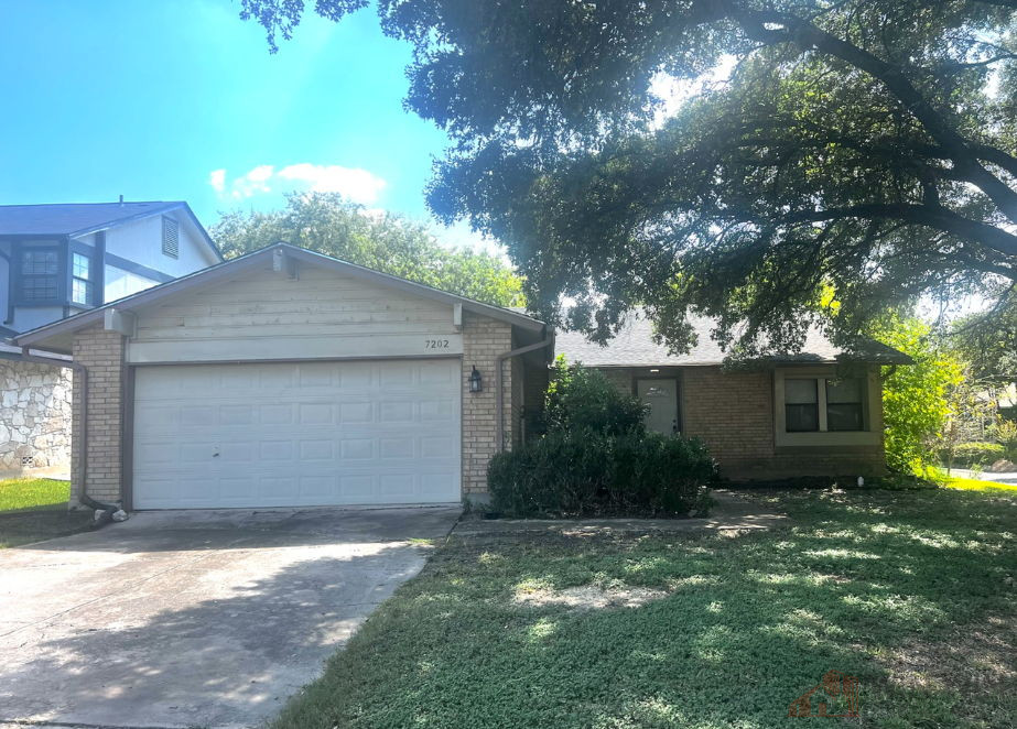 Spacious 4-Bedroom Single-Family Home on Nearly 10,000 Sq Ft Lot in Converse, TX!
