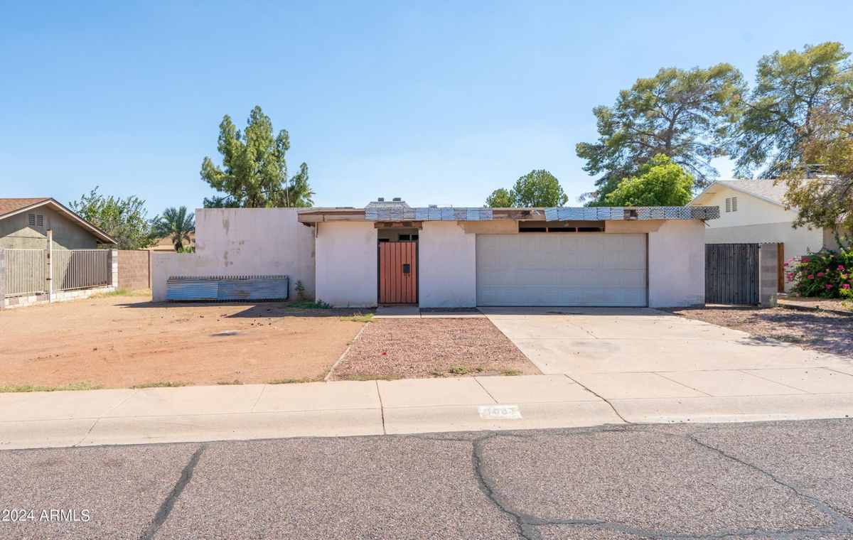 Phoenix Home 3027 E. Windrose Dr, Phoenix 85032