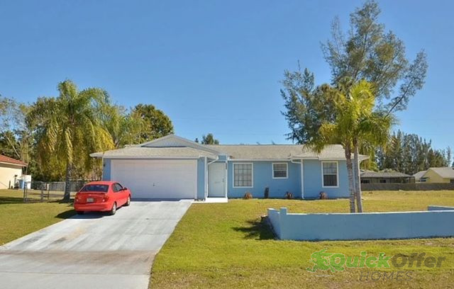 🌴BEAUTIFUL SFH W/WATER VIEW!! Light to Medium rehab🔨 Cape Coral, FL!!!