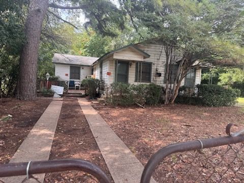 Re: 🏡🔥 Excellent Fix n Flip | Dallas 4/2 Great Spread!!!🔥🏡