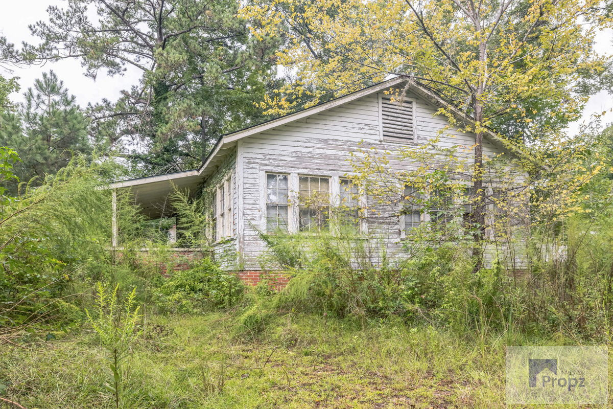 Hayneville (36040), AL 🏡GREAT DEAL 🏠 3 Bed 1.5 Bath Flip or Hold at $47K!💰