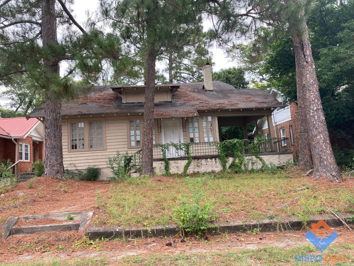 🛠️🏠Savvy Investor Special – Unlock the Potential: Fixer-Upper in Macon!🏠🛠️