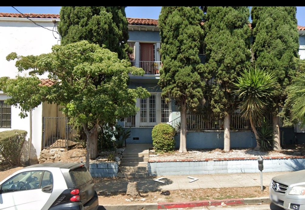 Multi-family 4 Units in Los Angeles