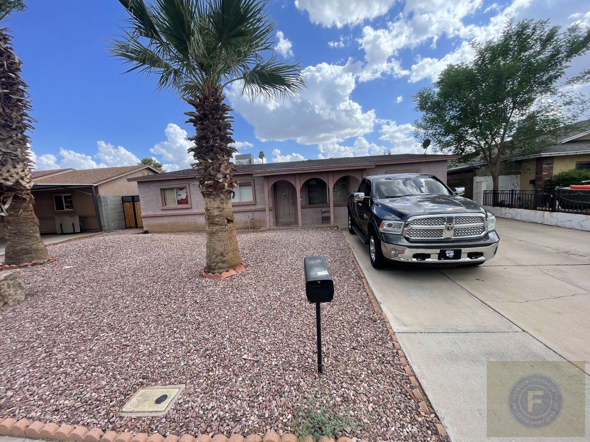 GREAT FIX AND FLIP OR BUY AND HOLD IN MESA AZ 85204