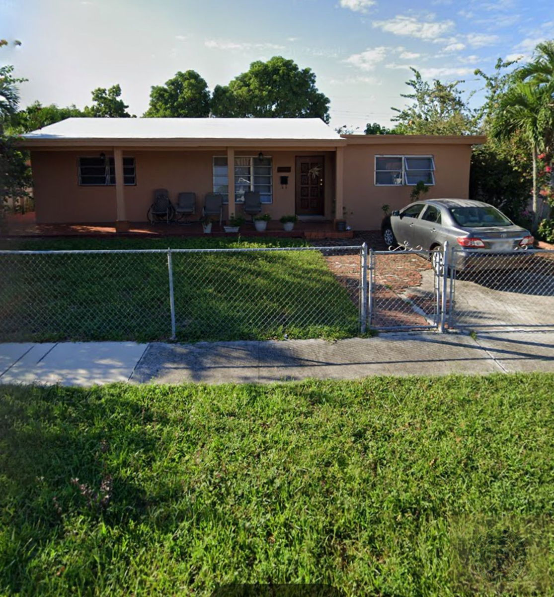 GREAT FIX AND FLIP OR BUY AND HOLD IN HIALEAH FL 33013