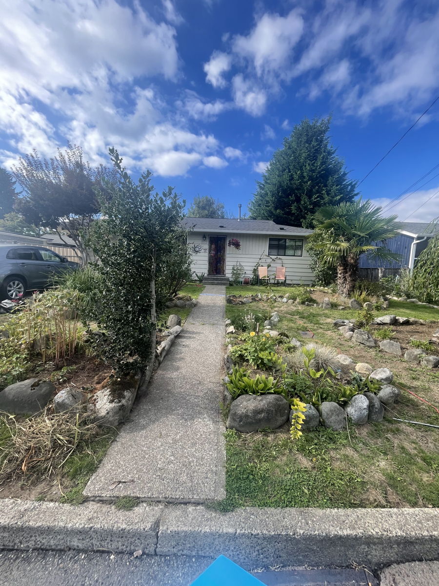 Quick Flip Opportunity in Renton! 🔥
