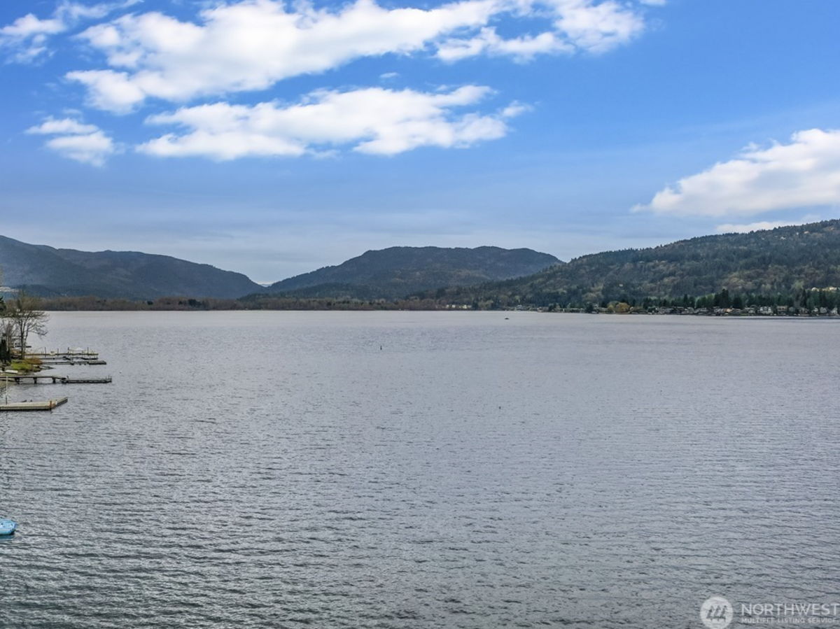 Lake Sammamish Waterfront Lot w/Private Dock!
