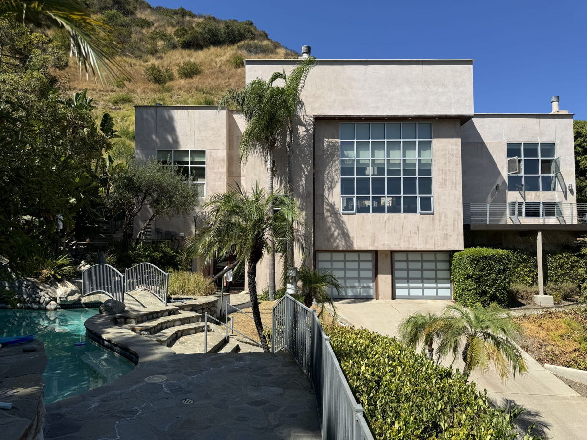 (Beverly Hills, CA) 🏡 AMAZING Off-Market Beauty 🏡