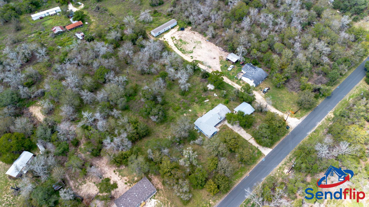 (San Antonio 78264)🔥 FCFS @ 175K!🔥  3/1/2 on 2 acres!!! 😱
